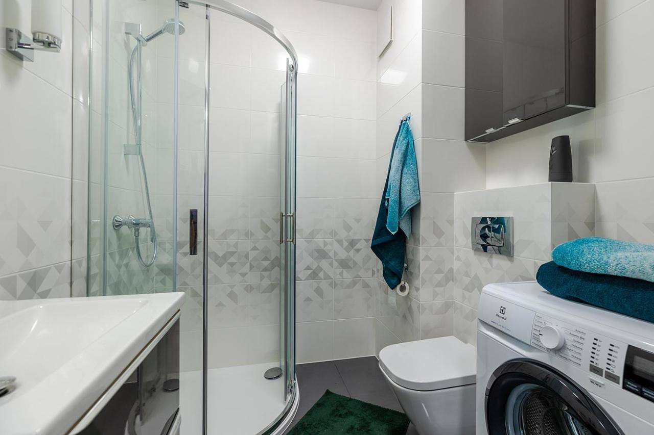 Wola Luxe Apartment Warsaw Luaran gambar
